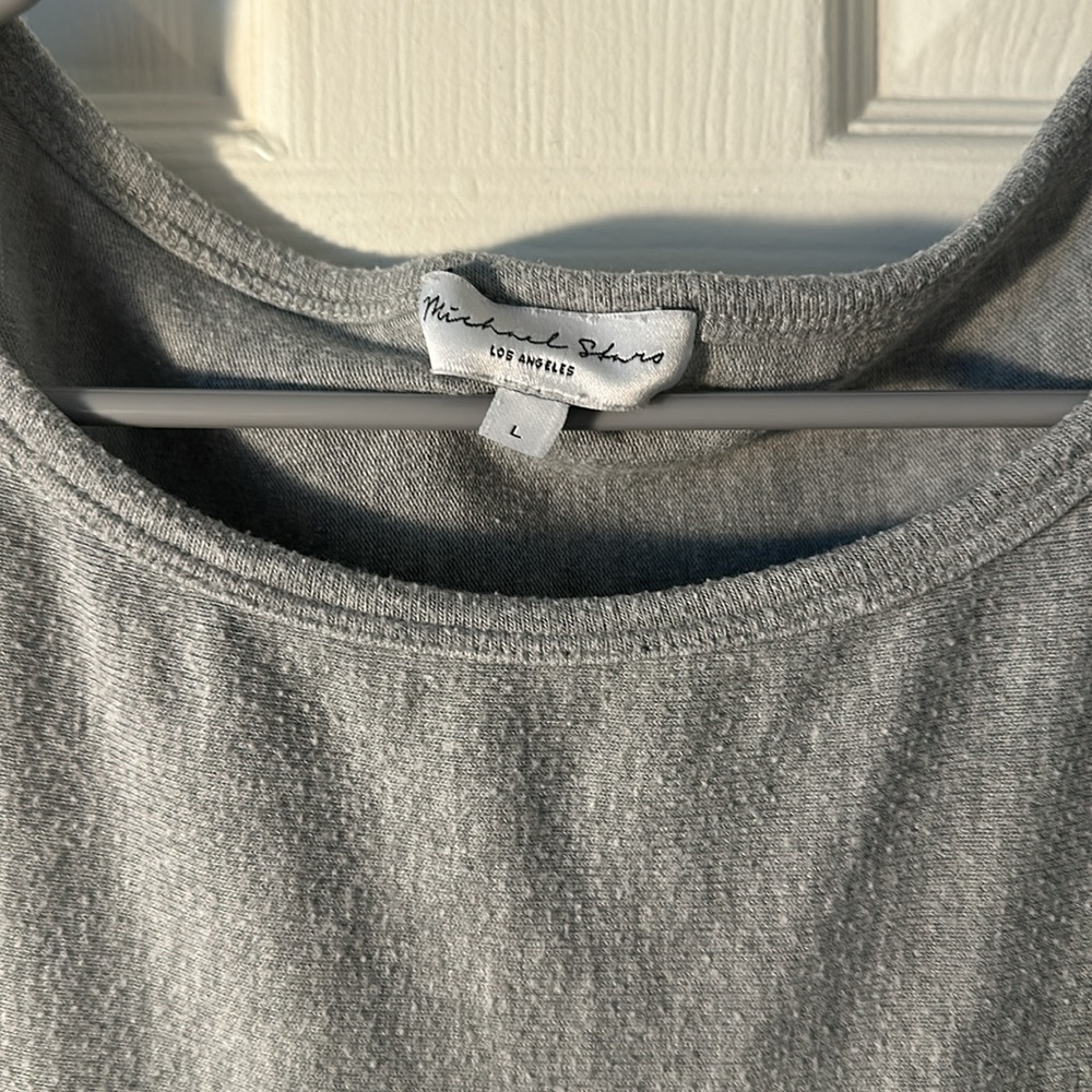 Grey top - Picture 2 of 2